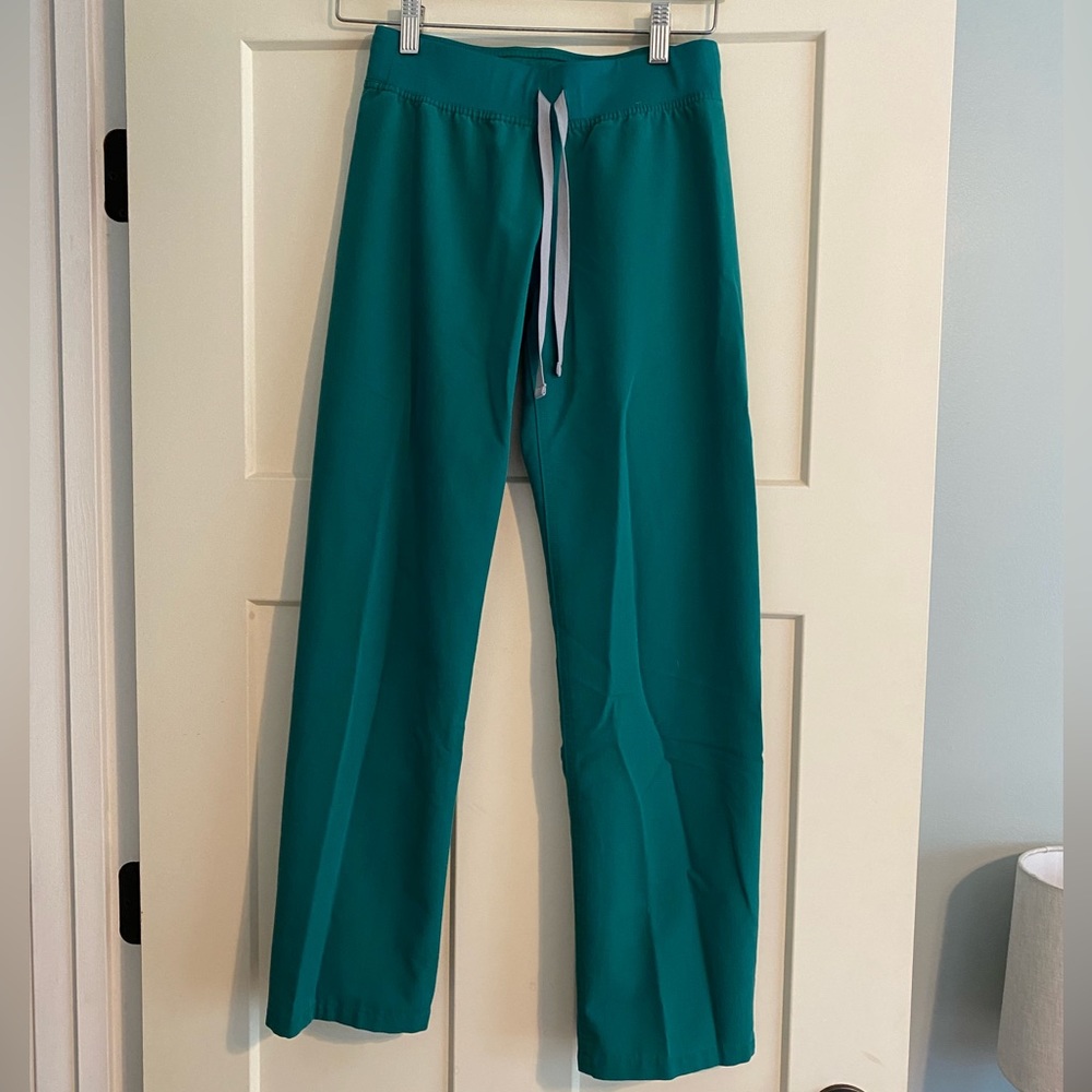 FIGS Livingston Hunter Green scrub pants- XXS P